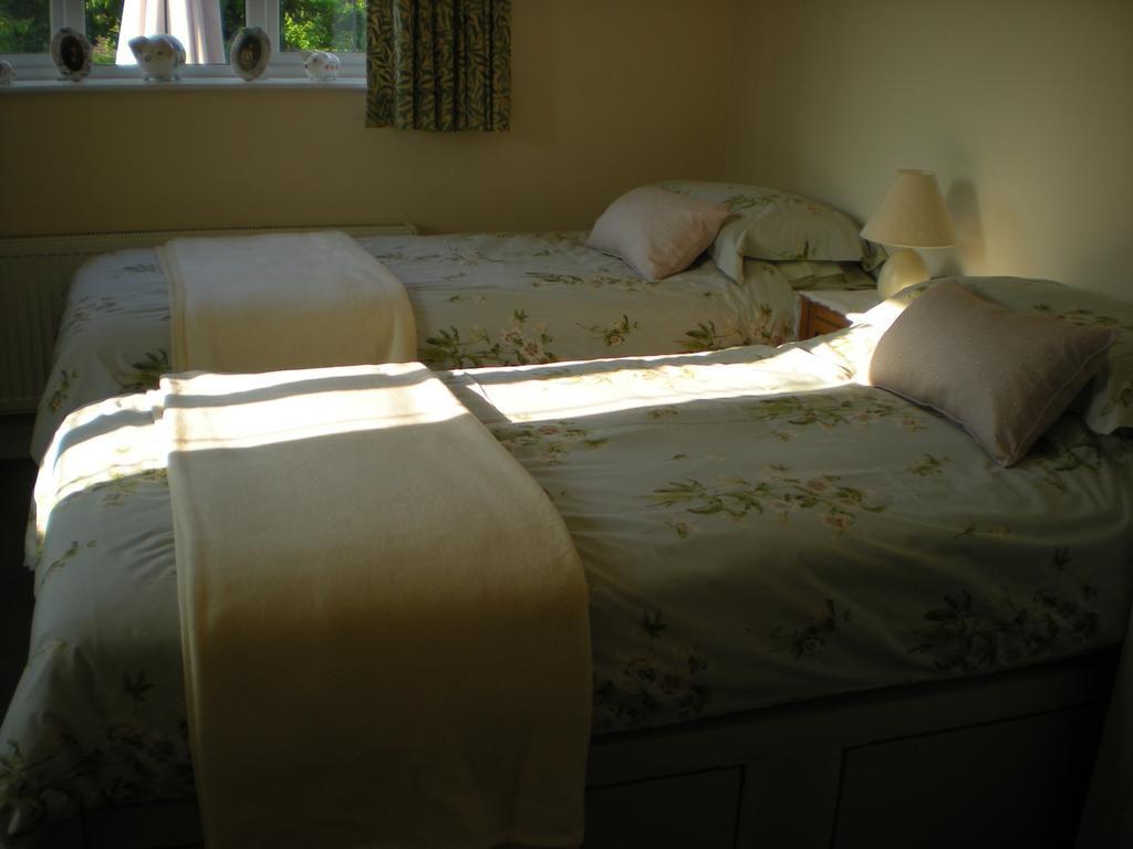 Hillside Cottage Ledbury Room photo